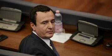 Vllasi: Kurti nuk ka kapacitet ta formojë qeverinë pa koalicion