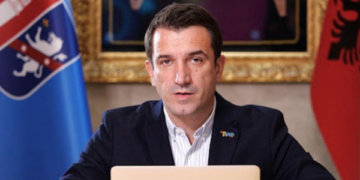 Veliaj mesazh pas shkarkimit nga Qeveria: Jam më i fortë se kurrë