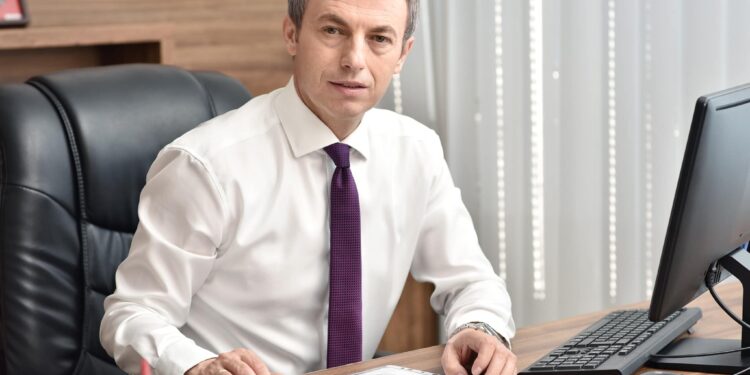 Reçica: Qeveria në detyrë po përdor rritjen e pensioneve dhe pagës minimale për propagandë elektorale