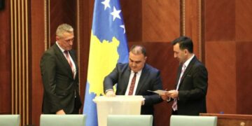 Pas zgjedhjes nënkreytar i Kuvendit, Rashiq do të japë dorëheqje nga pozita e ministrit