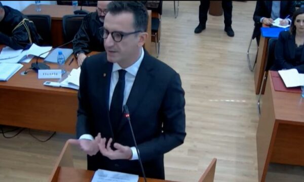 E shkarkuan, Erion Veliaj: Bashkëpunëtorët më fyen më shumë se kushdo, zot fali se nuk e dinë çfarë kanë bërë