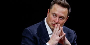 Marrëveshja e pagës prej 1 trilion dollarësh e Elon Musk miratohet nga aksionarët e Tesla-s