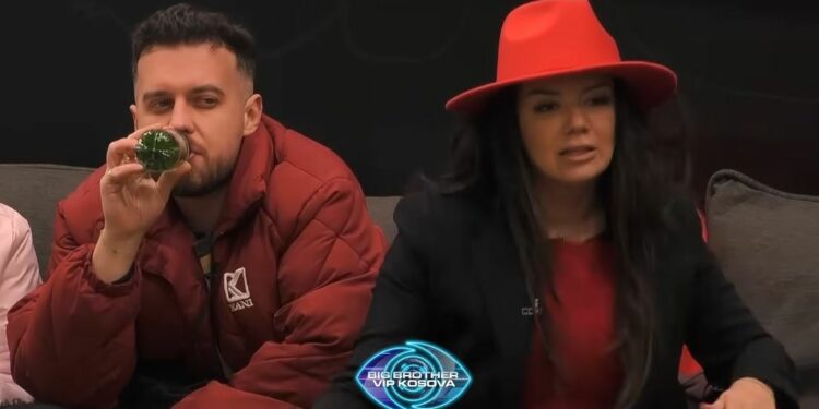 “Dukesh që mundesh m’u martu me burrë”, Sasa thumbon Labin