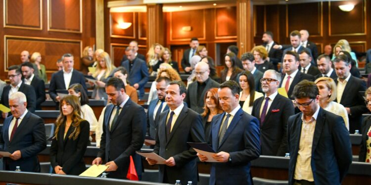 Ish-deputeti i VV-së: Vështirë që Konjufca t’i marrë votat e nevojshme, dëshirojnë zgjedhje para Vitit të Ri!