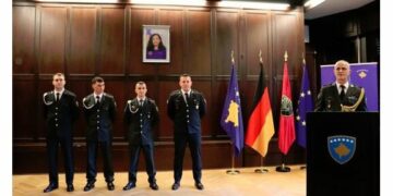 Katër kadetë të FSK-së përfundojnë Akademinë Ushtarake në Gjermani