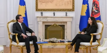 LAJMI I FUNDIT: Kurti shkon në takim te Vjosa Osmani