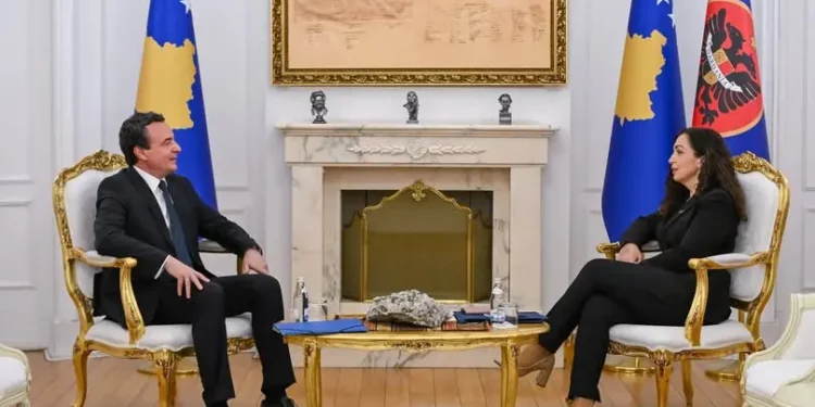 LAJMI I FUNDIT: Kurti shkon në takim te Vjosa Osmani