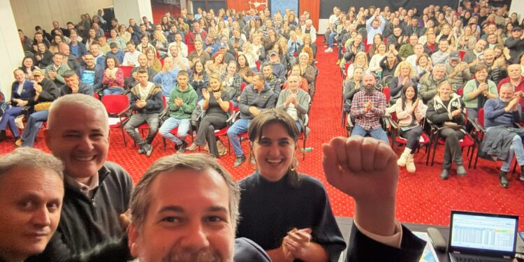 Hajrullah Çeku: U takova me komisionerët tanë të cilët do të jenë në vijën e parë të fitores më 9 nëntor