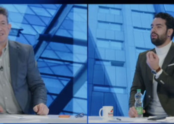 “Mos më ik, mos më ik – VV ka për ta përmendur 2021 si atë që ka shkuar te miqtë…” , Debati i ashpër Buzhala – Hoxha