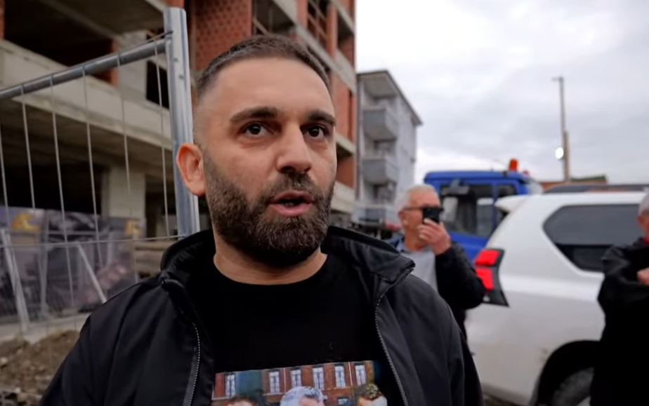 Vizita e Kurtit në Mitrovicë, qytetari: “S’ka nevojë kurrkush me na bo presion, s’jemi hajvana qysh ai mendon, hajvan është ai vet”