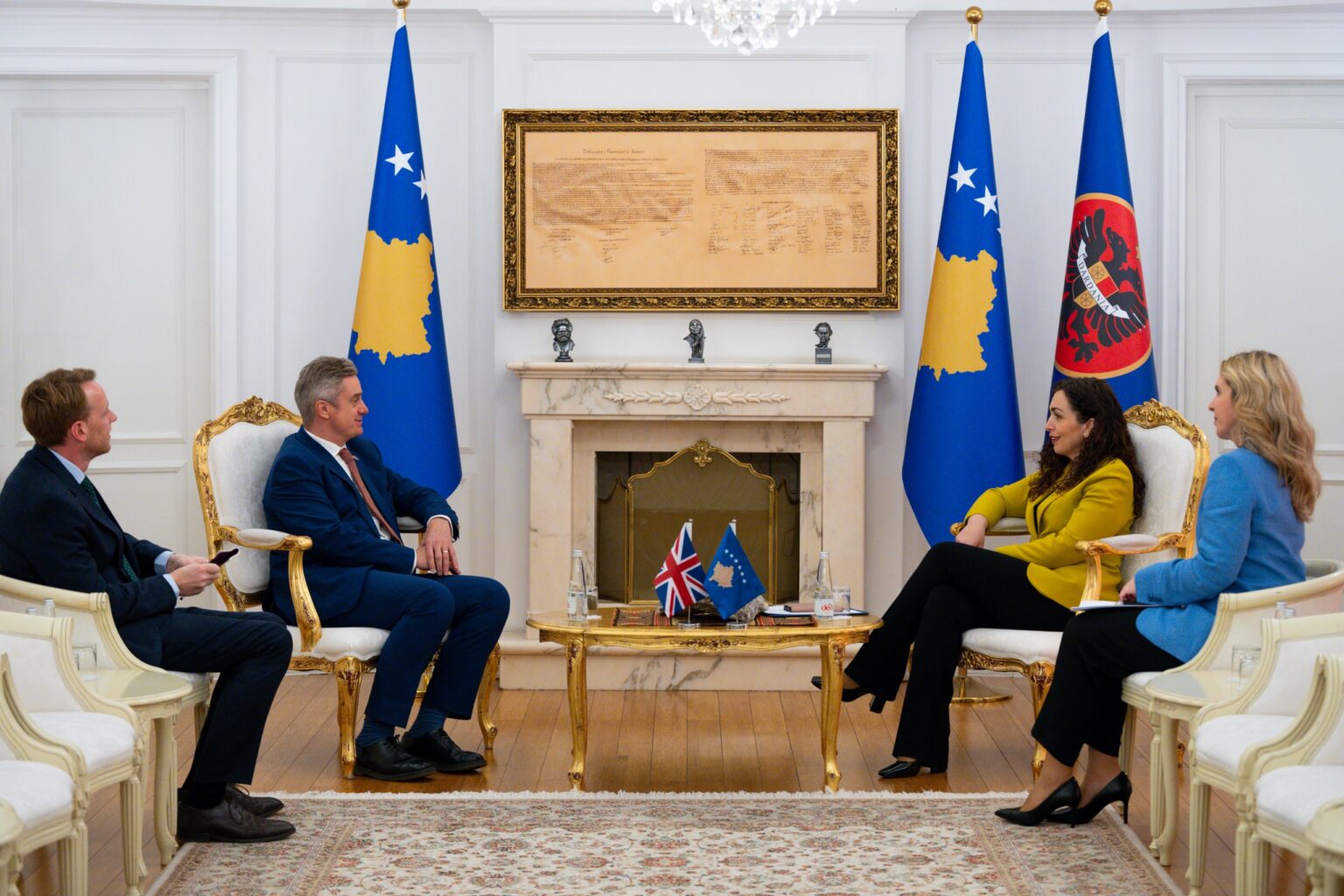 Osmani takoi ambasadorin Hargreaves, diskutuan për zhvillimet e fundit politike