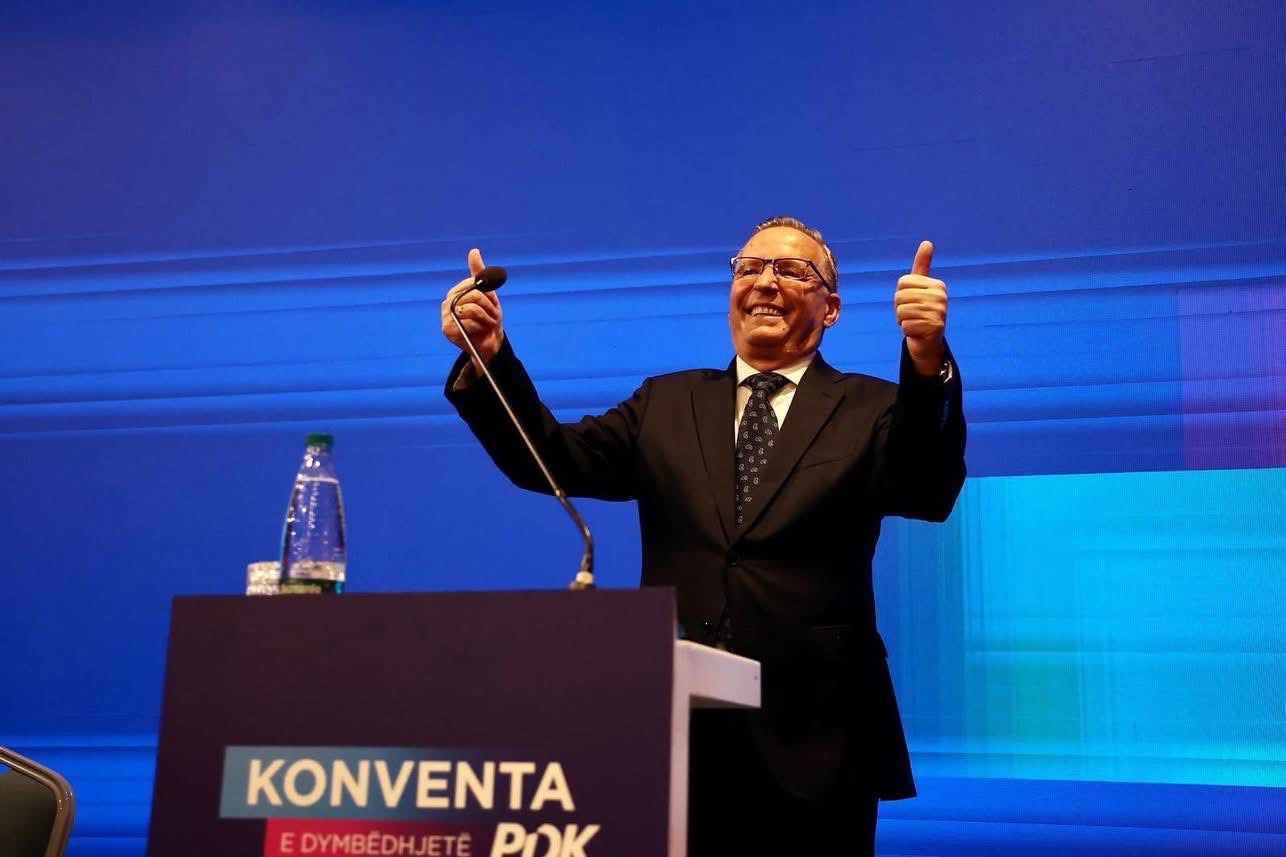 “Një nder i jashtëzakonshëm dhe një përgjegjësi e madhe”, Bedri Hamza shkruan pasi u zgjodh kryetar i PDK-së