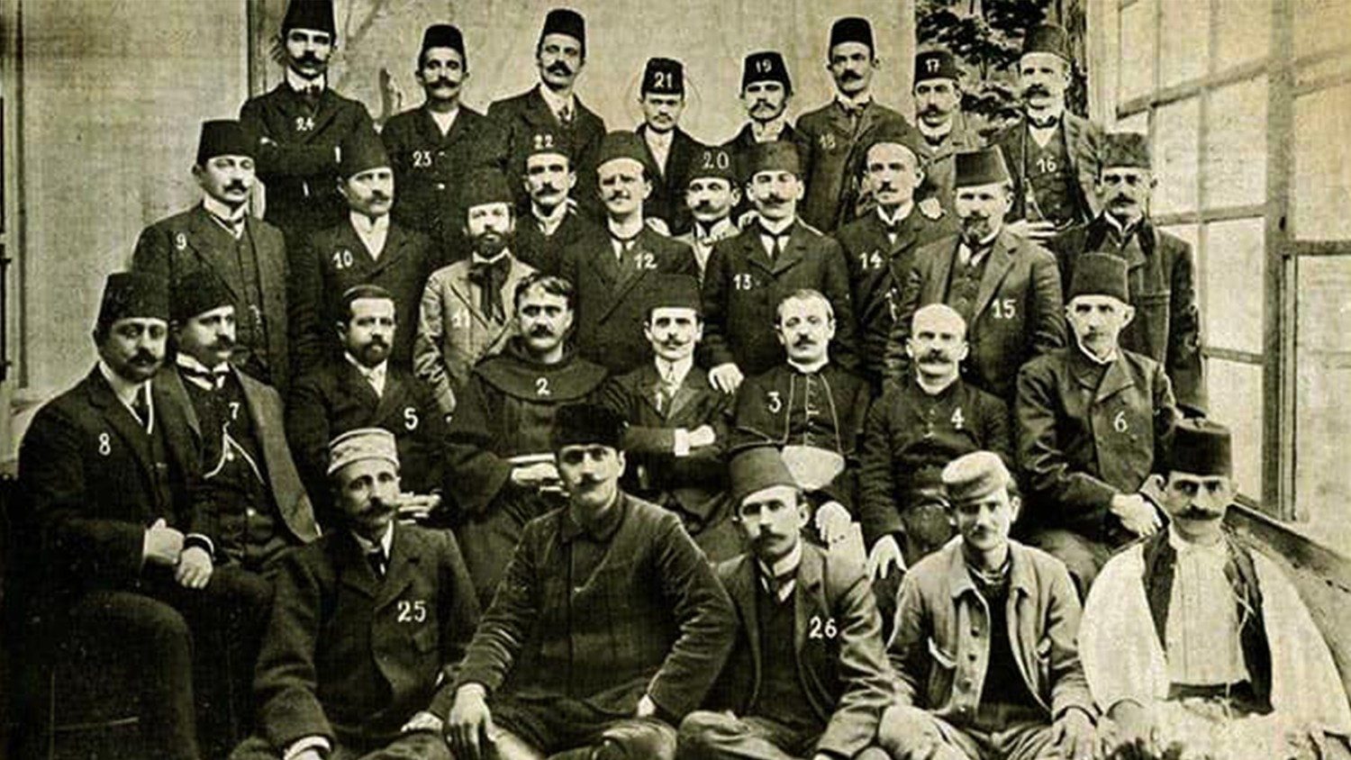 Kongresi i Manastirit: Dita historike kur shqiptarët u bashkuan dhe vendosën alfabetin e përbashkët