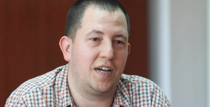 Spasojeviq: Serbia ka hyrë në ndryshim të pakthyeshëm, Vuçiqi mund të humbasë zgjedhjet