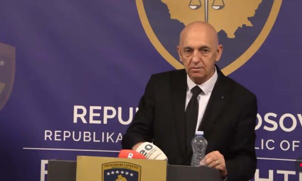 A ishte në Reçak para vitit 2001, Kelmendi: Nëse del ndonjë fotografi që kam qenë aty, jap dorëheqje dhe e lëshoj Kosovën