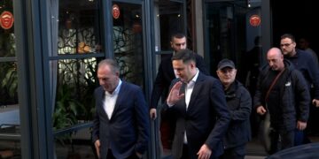 Abdixhiku ia çel derën Fatmir Limajt: Një pjesë të listës e hapim edhe për z.Limajn me deputetët e vet