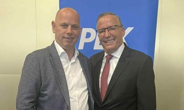 Ramiz Lladrovci thotë se e ka takuar sot Bedri Hamzën: Kemi biseduar rreth tre orë