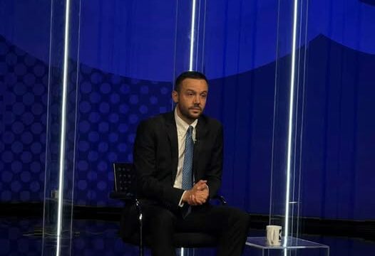 Arian Tahiri dedikim votuesve të tij: Faleminderit që më keni dhënë mbështetje, besim dhe forcë në çdo hap