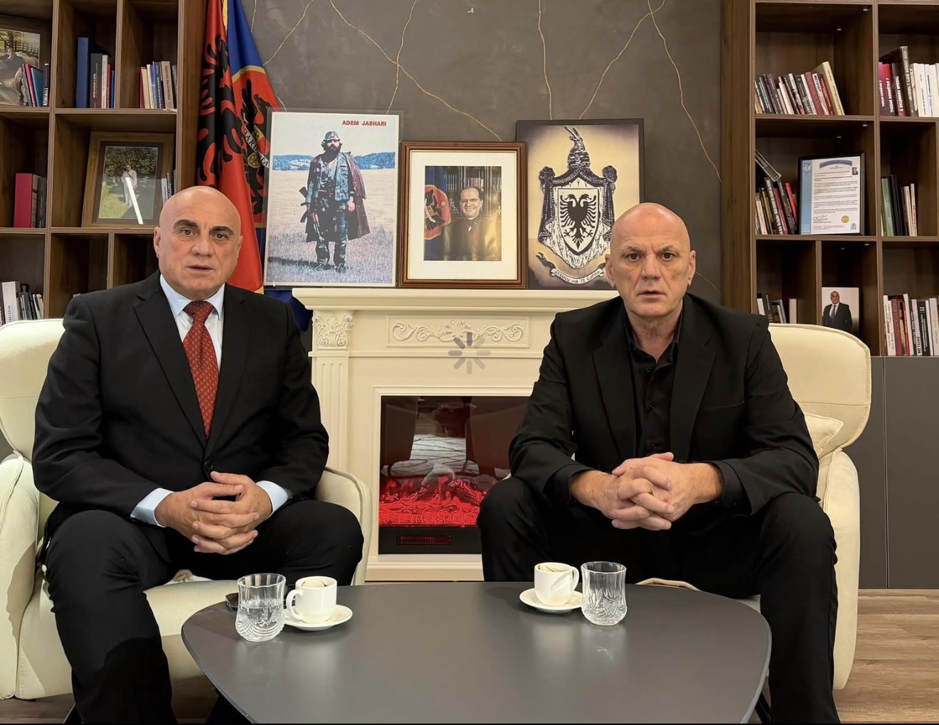 Gani Geci uron 28 Nëntorin nga Llausha e Drenicës: Urime të gjithë shqiptarëve kudo që janë Ditën e Pavarësisë së Shqipërisë