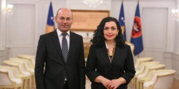 E kritikoi publikisht Kurtin, Osmanit i shkon kërkesa për shkarkimin e Vehbi Miftarit – shef i misionit të posaçëm në Vatikan