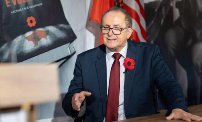 Bardhyl Mahmuti: Turpi i mbuloftë udhëheqësit politik, 3 ditë zie për Toshe Proeskin, asnjë për Shpat Kasapin