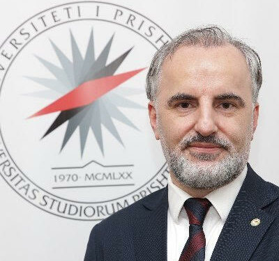 Dy këshilltarë të rektorit të UP-së paguhen jashtëligjshëm