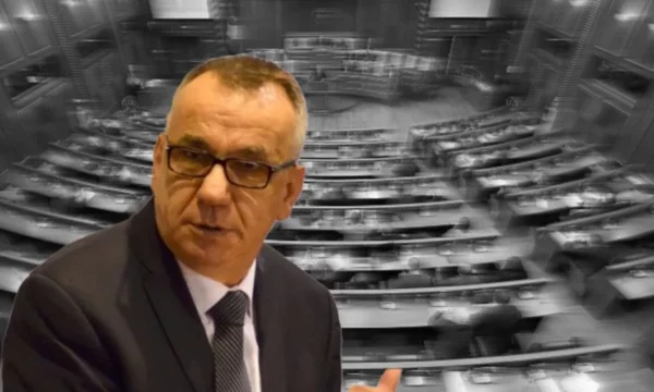 Hasani: Kurti e ka uzurpuar pushtetin, paradite deputet e pasdite kryeministër