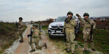 Ushtarët turq të KFOR-it patrullojnë në Kosovë: Japin kontribut për stabilitetin rajonal dhe luajnë një rol kyç