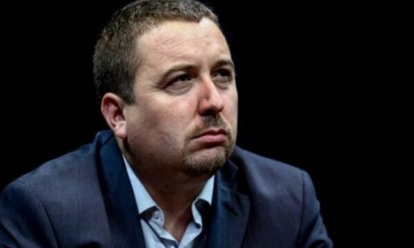 Postimi i Ferajt për Kurtin e Zotin, Latifi: Teologjia, streha e fundit për ata që s’duan të heqin dorë nga miti i të pagabueshmit