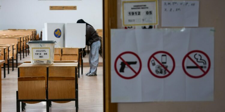 KQZ përditëson të dhënat: 27.66 për qind e qytetarëve kanë votuar deri tani