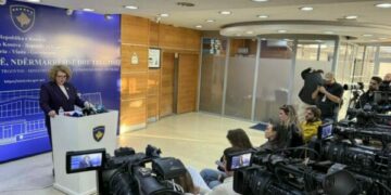 “Anshmëri politike”, Hajdari godet prokurorin Valdet Gashi, përmend edhe Blerim Isufajn