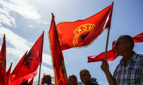 Shoqatat e dala nga lufta bën thirrje për protestë në Strasburg: Specialja ka marrë karakter selektiv, UÇK është pasuri kombëtare