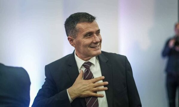 Numërohen votat e diasporës, Ruzhdi Shehu mposht Agron Kuçin në Junik