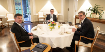 Dialogu mbetet kusht kryesor për anëtarësimin e Serbisë në BE