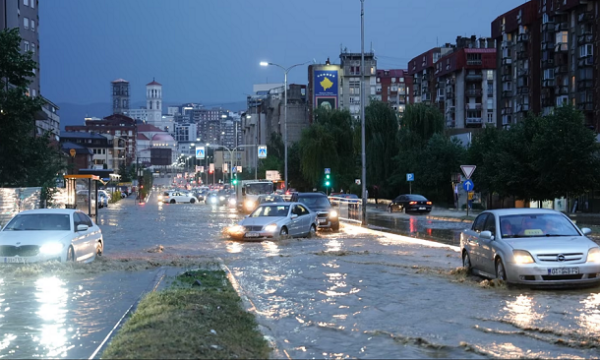 MASHTI: Të gjitha orët e humbura sot në shkollat e Prishtinës do të zëvendësohen