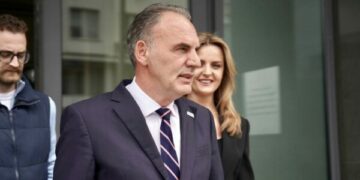 Limaj thotë se nuk shkojnë në seancën e VV’së të orës 11:00: U thirr pa konsultime me subjektet politike