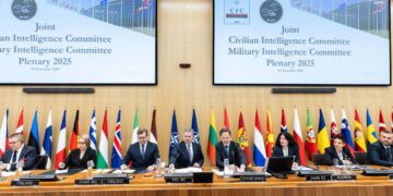 HISTORIKE: Shefja e SHISH Vlora Hyseni, udhëheqëse e mbledhjeve më të rëndësishme të inteligjencës civile dhe ushtarake në Bruksel