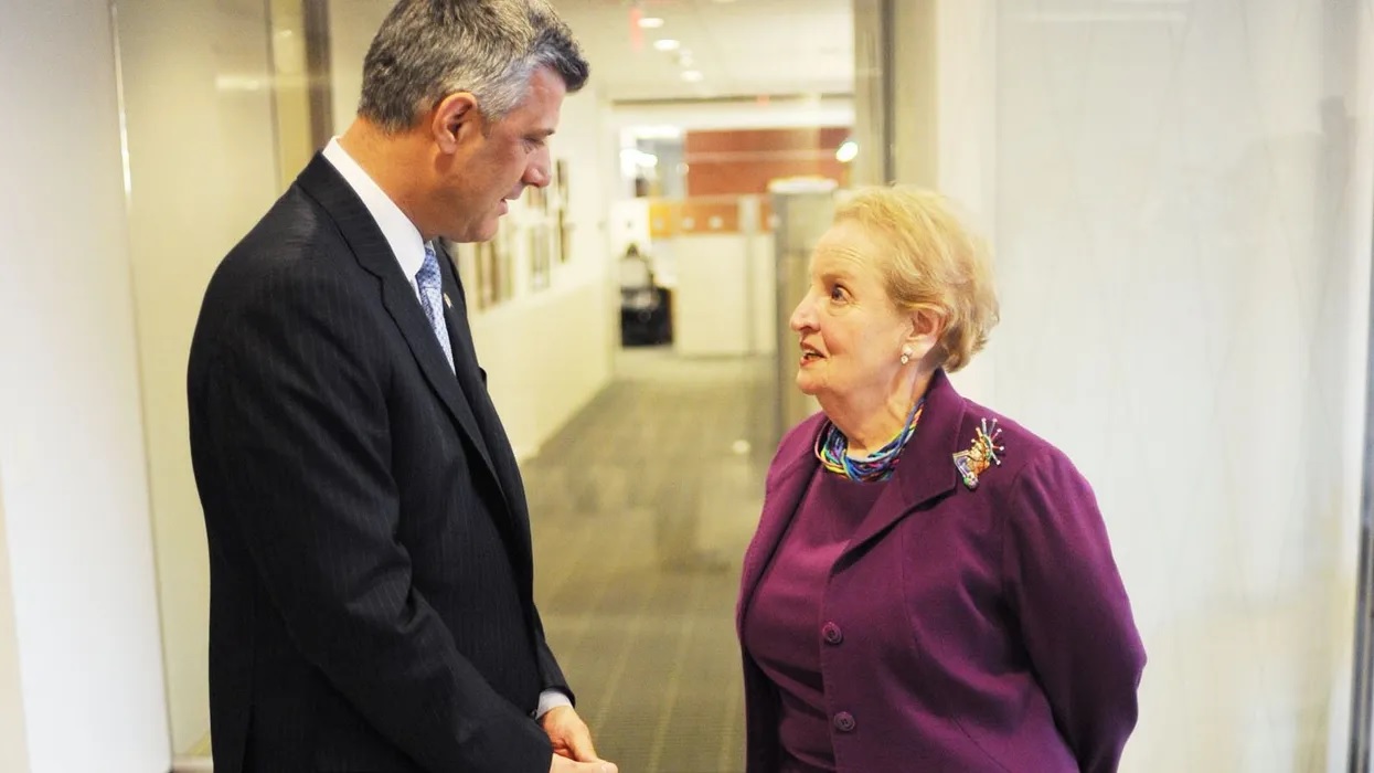 Albright do të kishte qenë një dëshmitare fantastike, thotë avokati i Thaçit