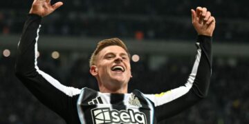 Newcastle i fortë në shtëpi, e mposht Manchester Cityn