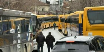 Ndërprerja e transportit publik, Kuvendi i Prishtinës mban sot seancë të jashtëzakonshme