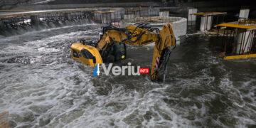 Përmbytet punishtja e urës së re për këmbësor mbi lumin Ibër në Mitrovicë