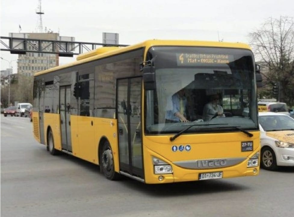 Kaos total me transportin në Prishtinë: Pezullohen linjat private, të hënën protestë – edhe Trafiku Urban në gjendje të rëndë