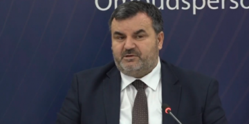 Qelaj: Nuk m’u lejua të marr shënime gjatë takimit me Thaçin dhe të tjerët në Hagë