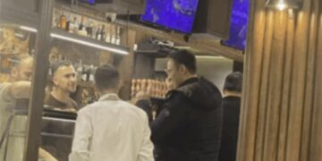 “Në vend se t’i thërriste liderët në takim, Konjufca lobonte në Gjakovë”