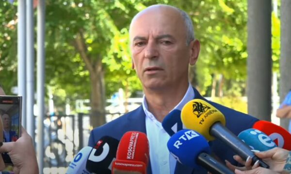 Nura i PDK-së: Njëzëri i themi jo Qeverisë Konjufca apo Kurti