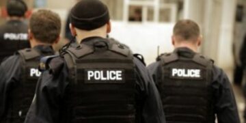 Zbulohen uniforma ushtarake serbe dhe predha në veri të vendit