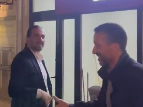 “U kallën do akraba”, Prebreza arrin në seli, pritet me brohoritje