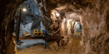 Kina zbulon depozitën më të madhe të arit në historinë e saj