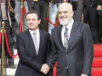 Rama pyetet për raportet me Kurtin: E keni bërë si telenovelë, a e do a se do?