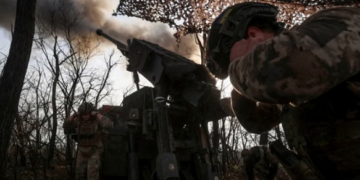 Anëtarësimi në NATO dhe trupat perëndimore në Ukrainë të papranueshme për Rusinë, thotë Moska